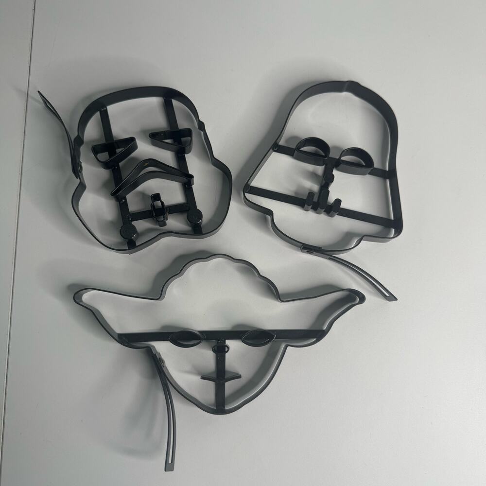 Williams Sonoma STAR WARS Non Stick Pancake Molds